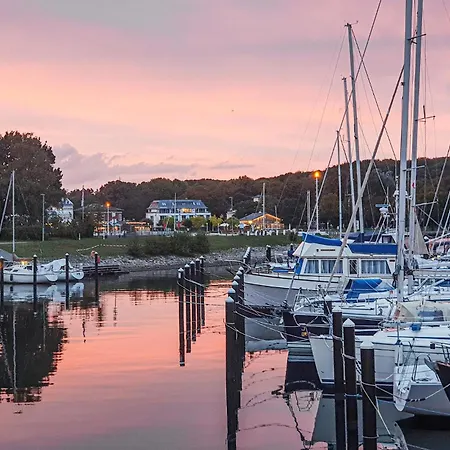 Schmugglerstieg 13c - Dorf 5 *